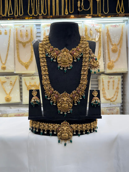 Antique Design Green Beats Bridal Set