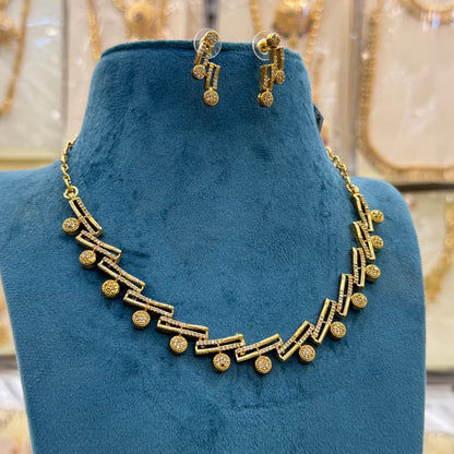 Ishika Antique Diamond Set