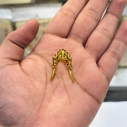 Vintage Temple Ring - Adjustable