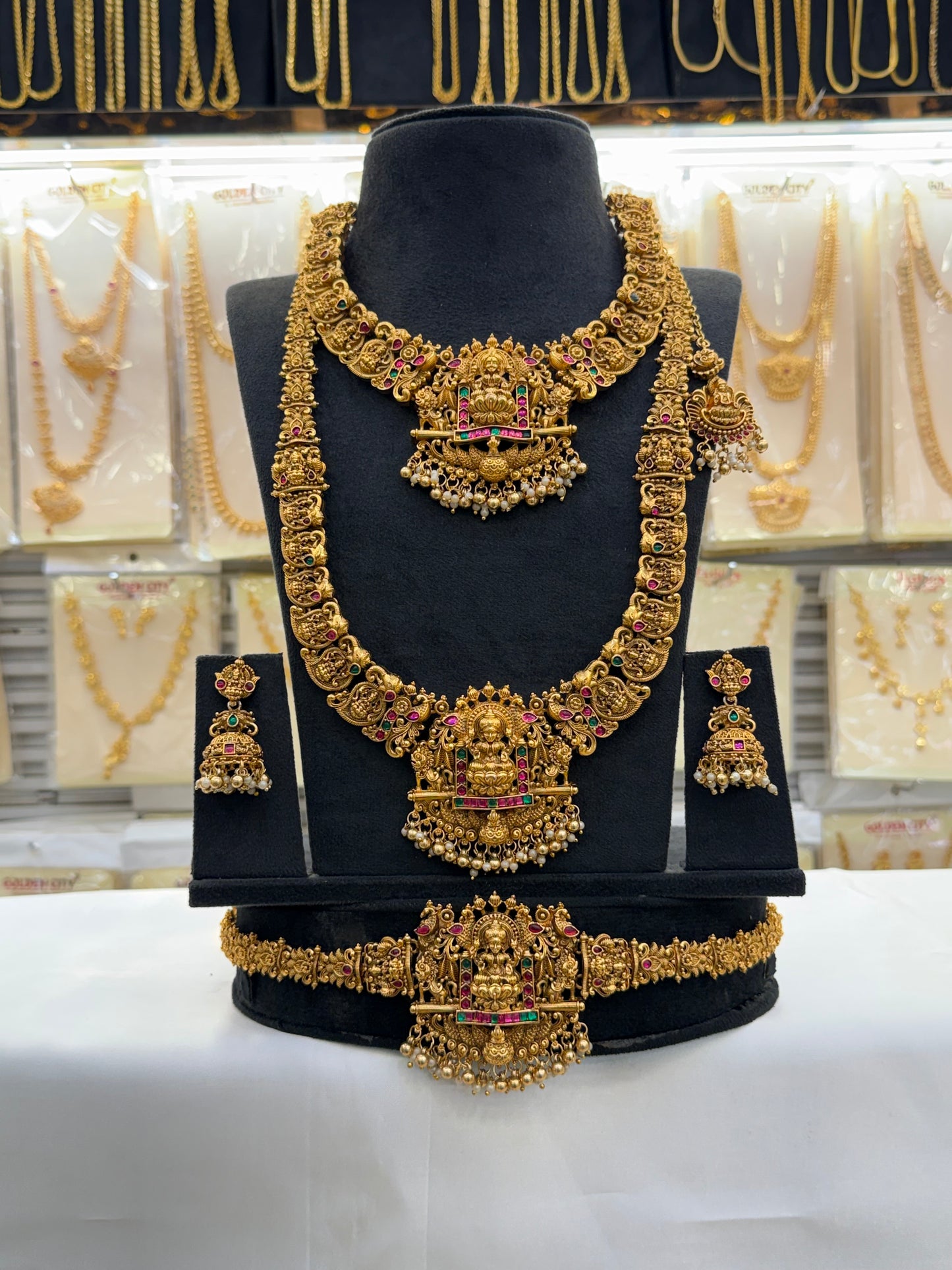 Antique Design Bridal Set
