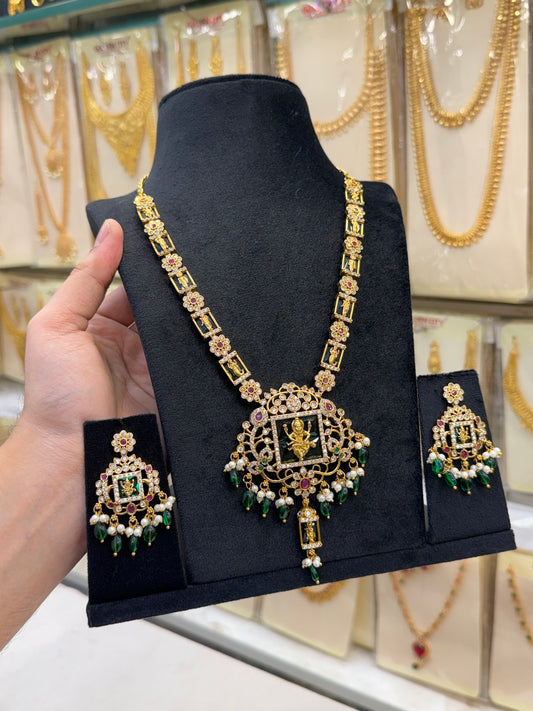 Emerald Green AD Necklace