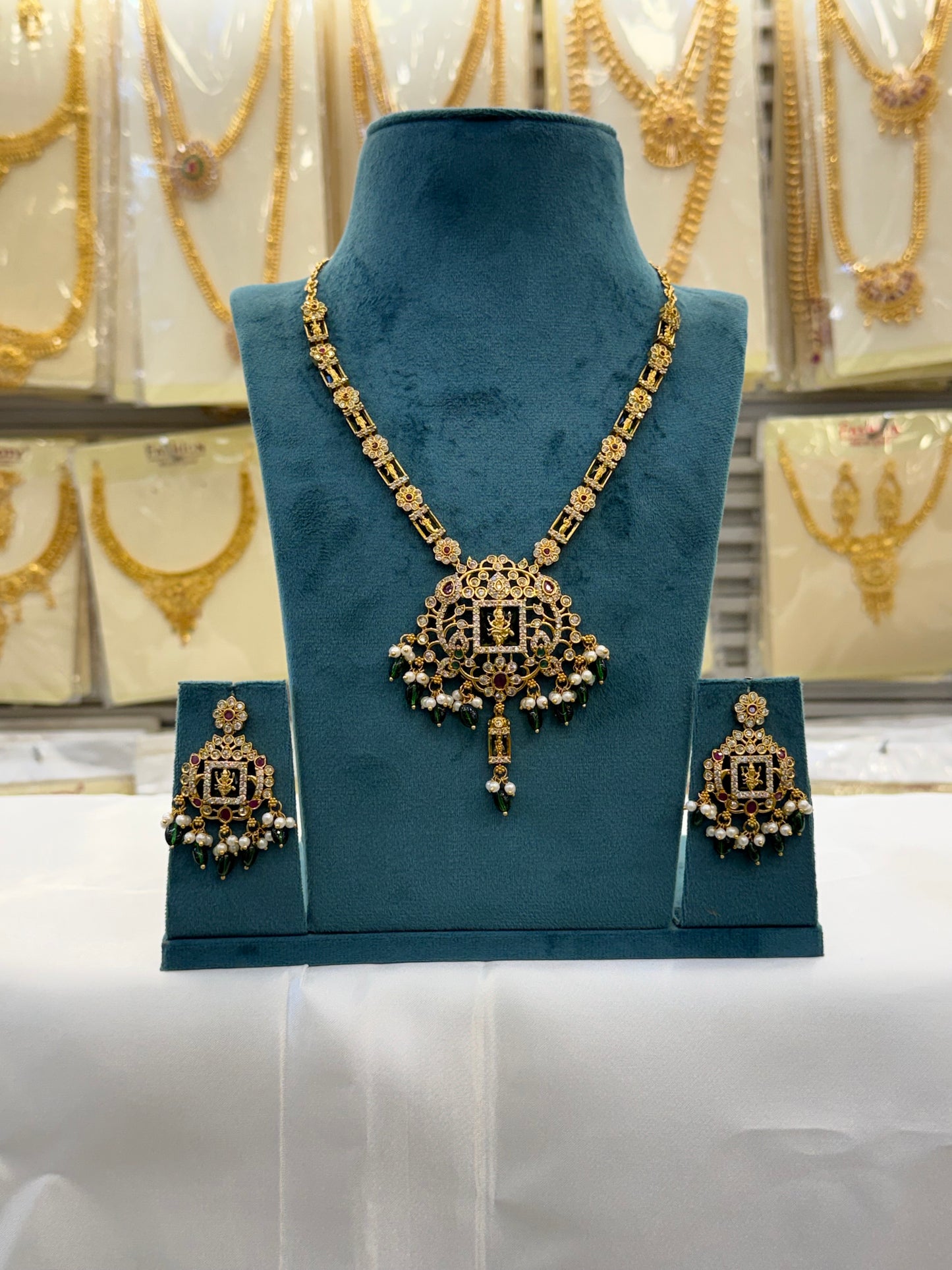 Emerald Green AD Necklace
