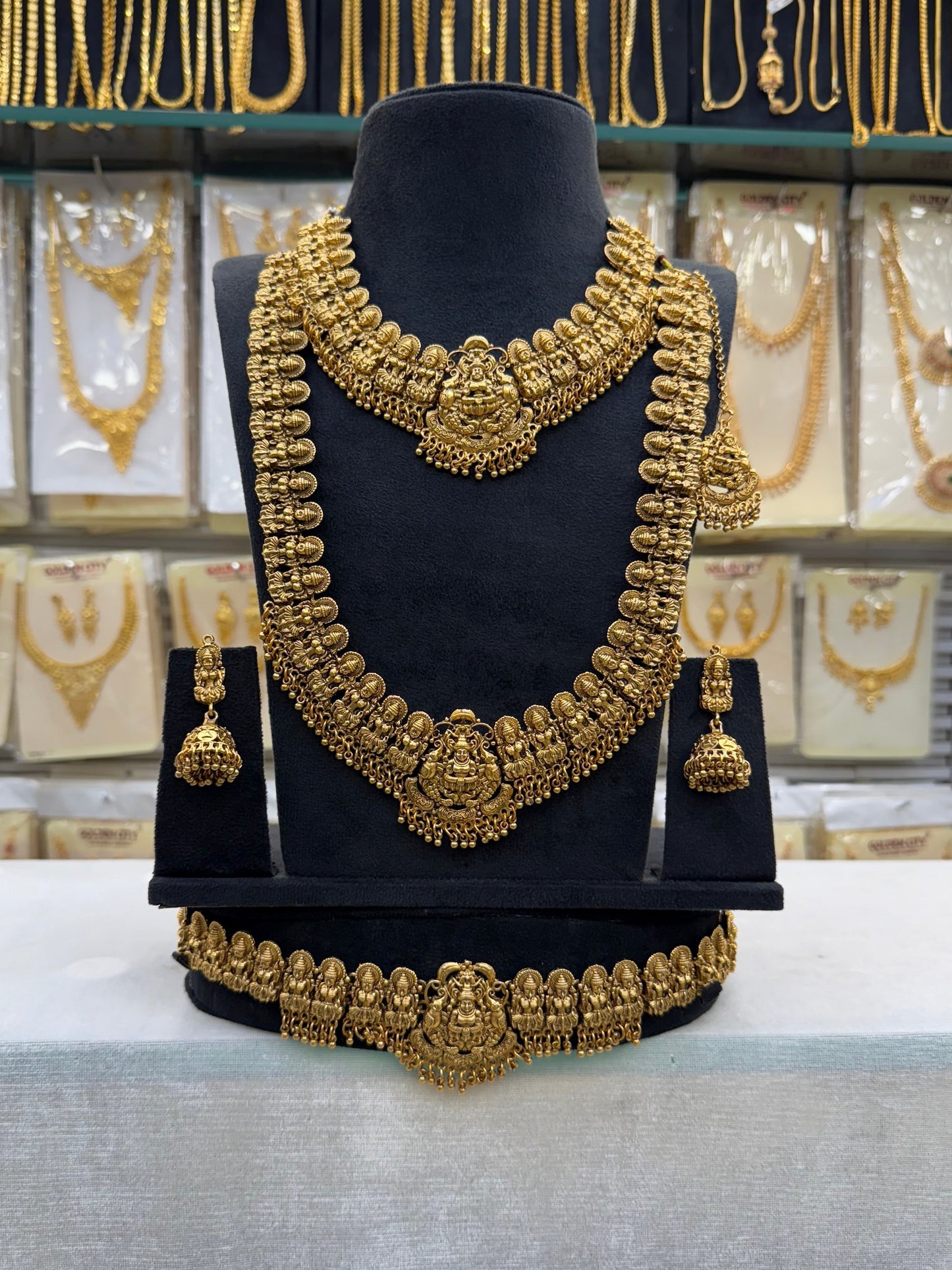 Antique Lakshmi Design Simple Bridal  Set