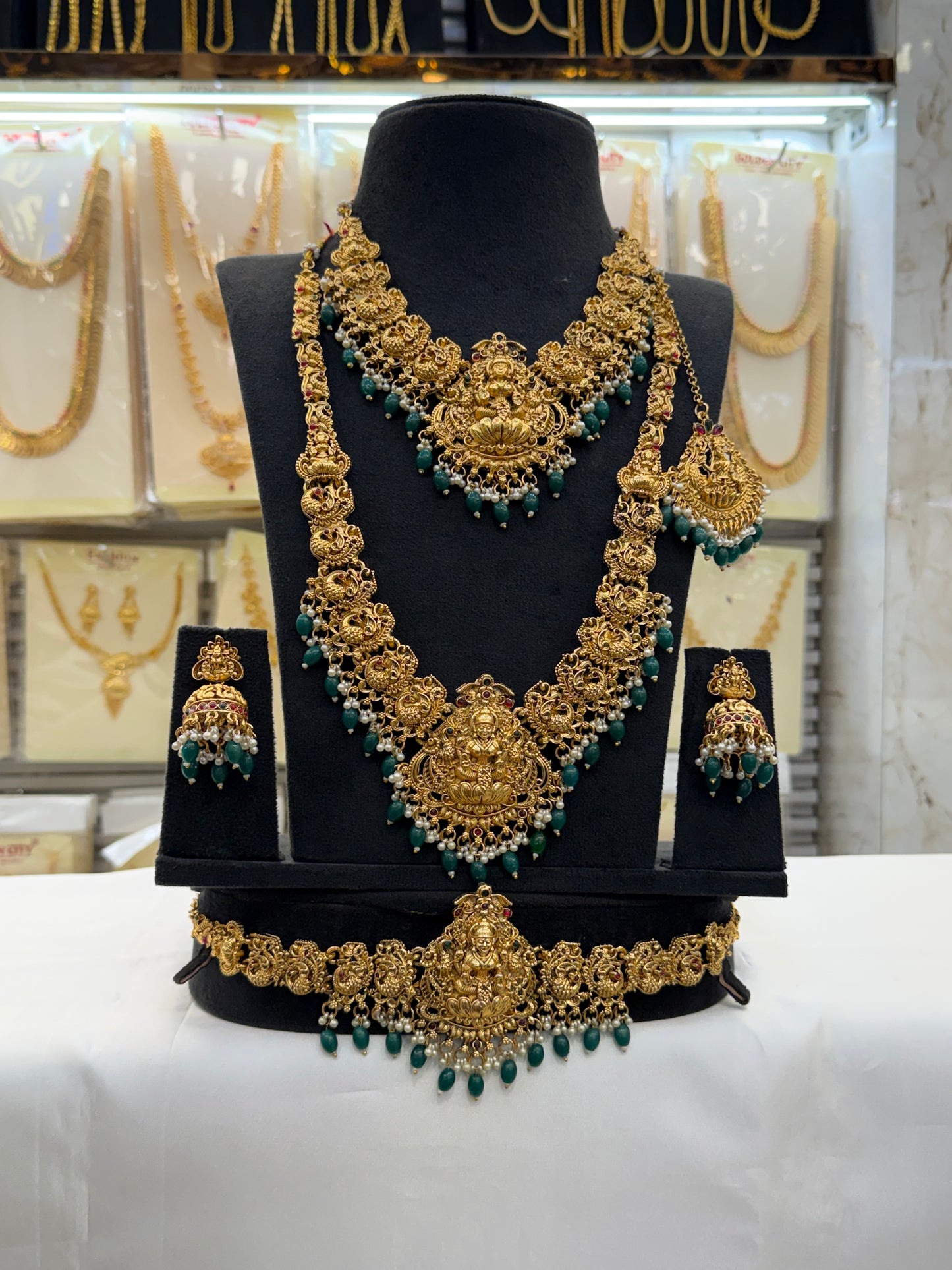 Green Kasu Beads Bridal Set