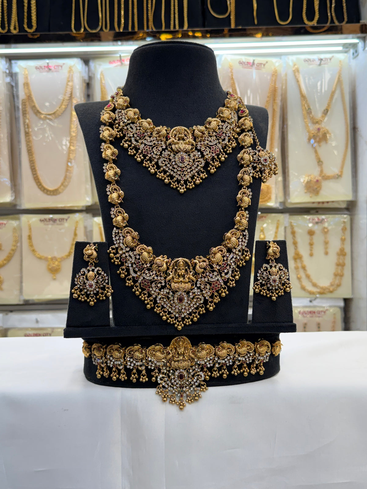 Antique Stone Elegance Bridal Set