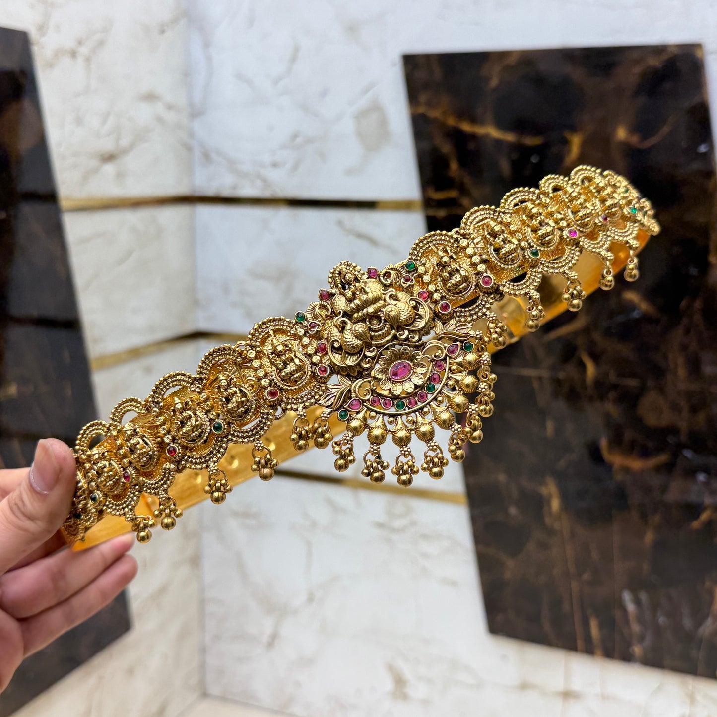 Antique Lakshmi Hipblet