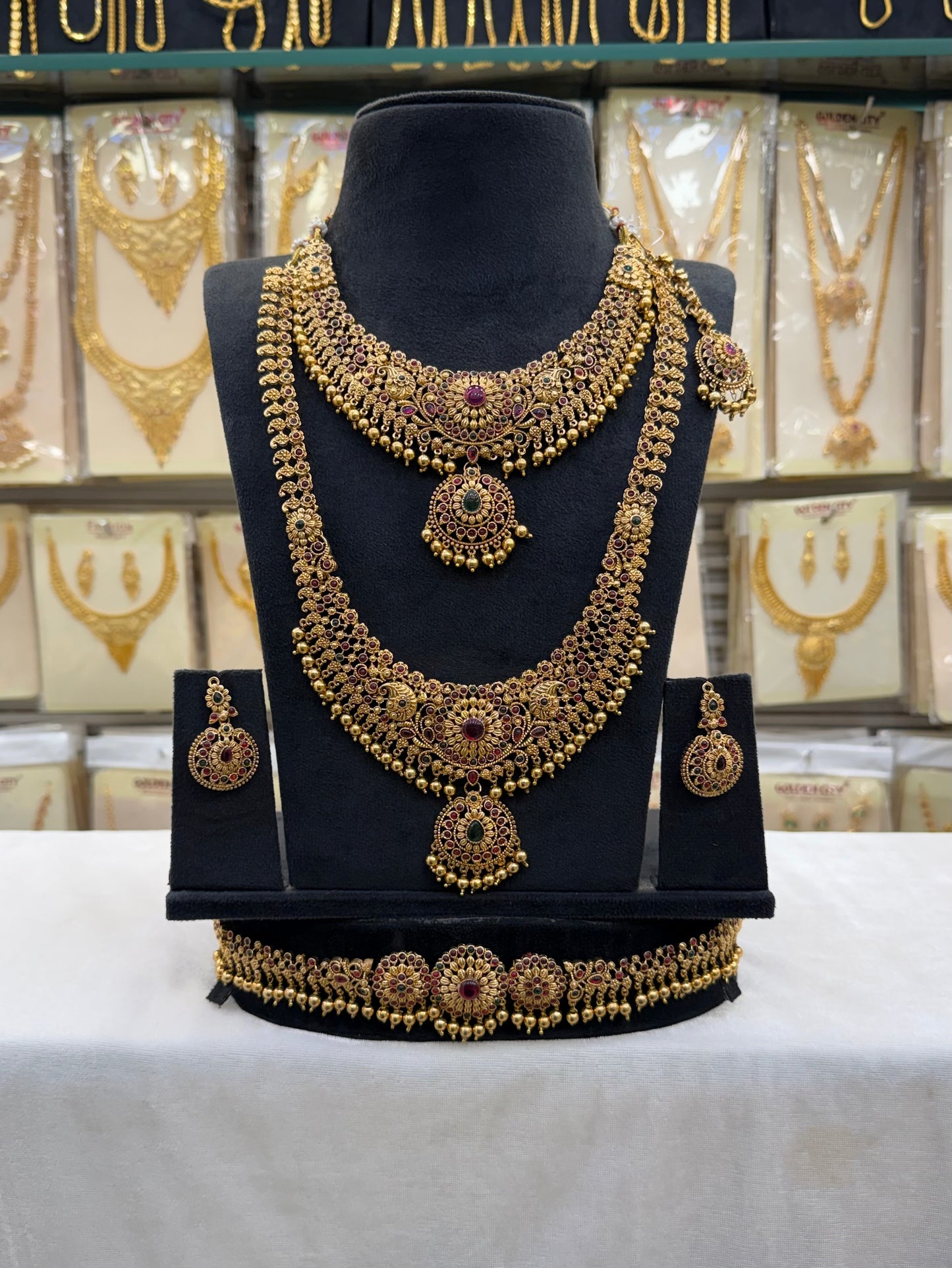 Elite Antique Bridal Set