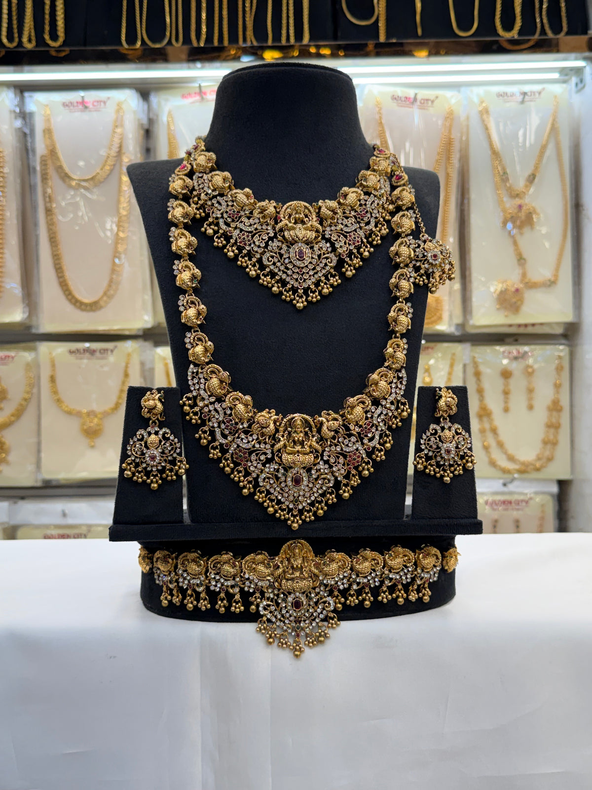 Antique Stone Elegance Bridal Set