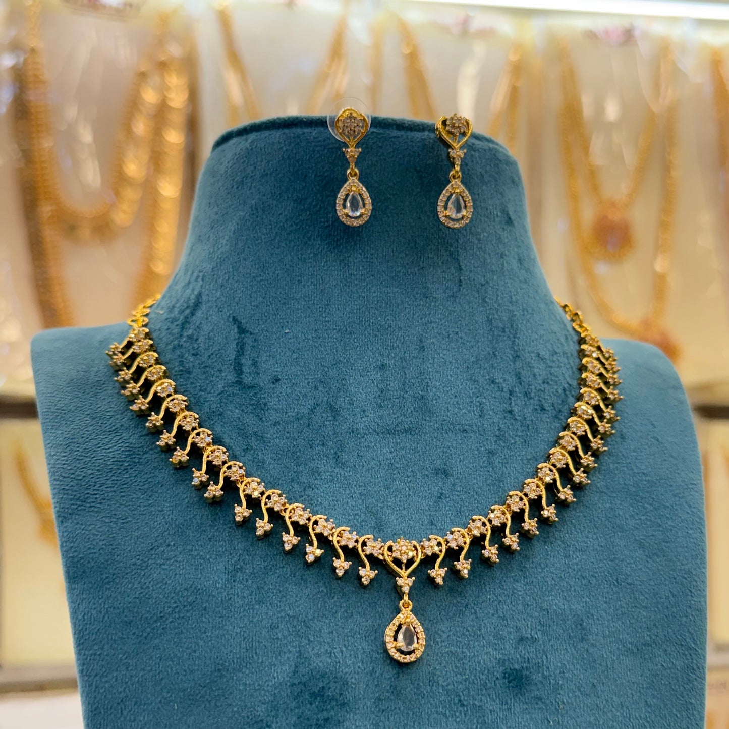 Crown Cut Diamond Line Necklace