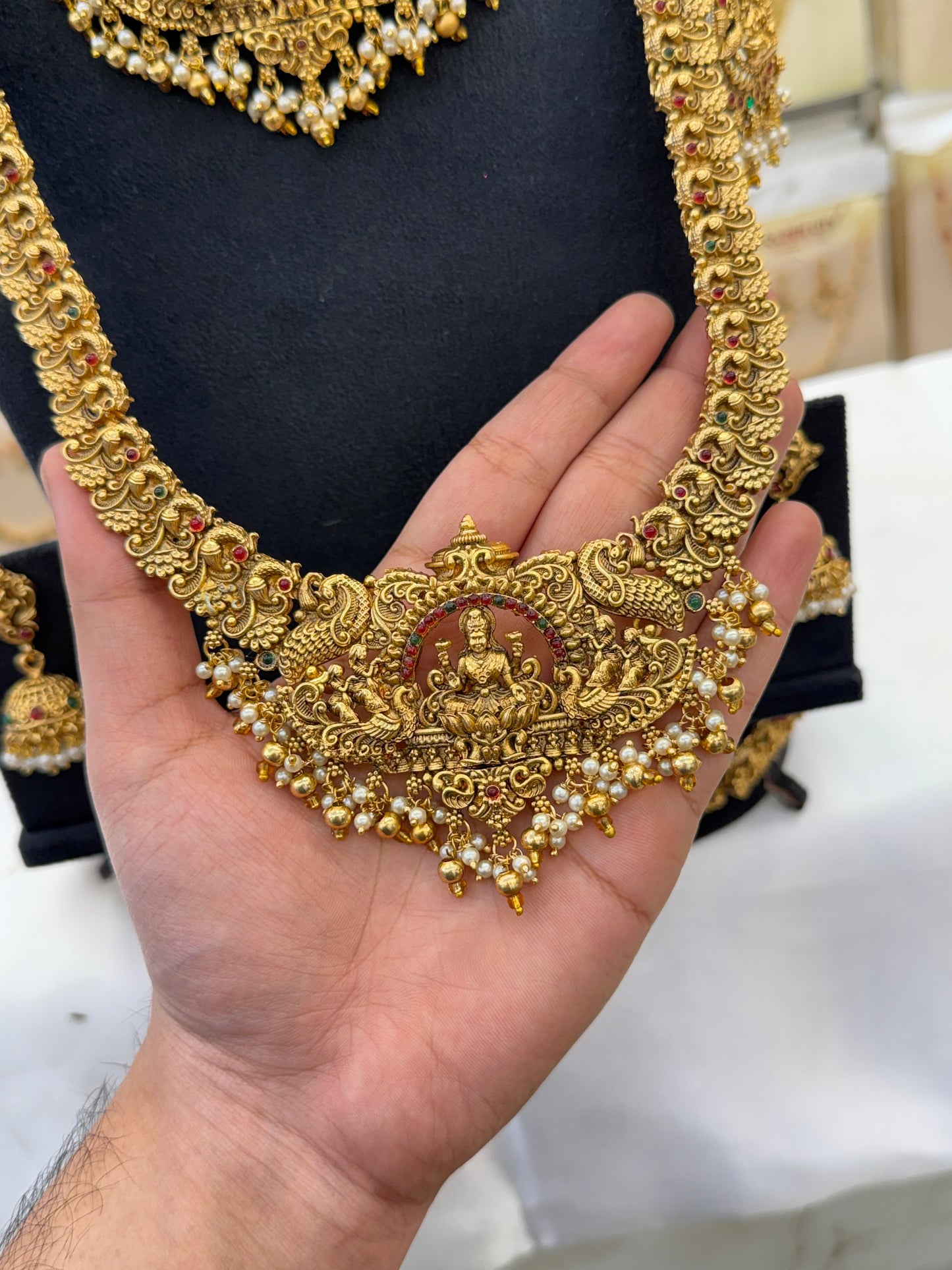 Grand Royal Antique Bridal Set