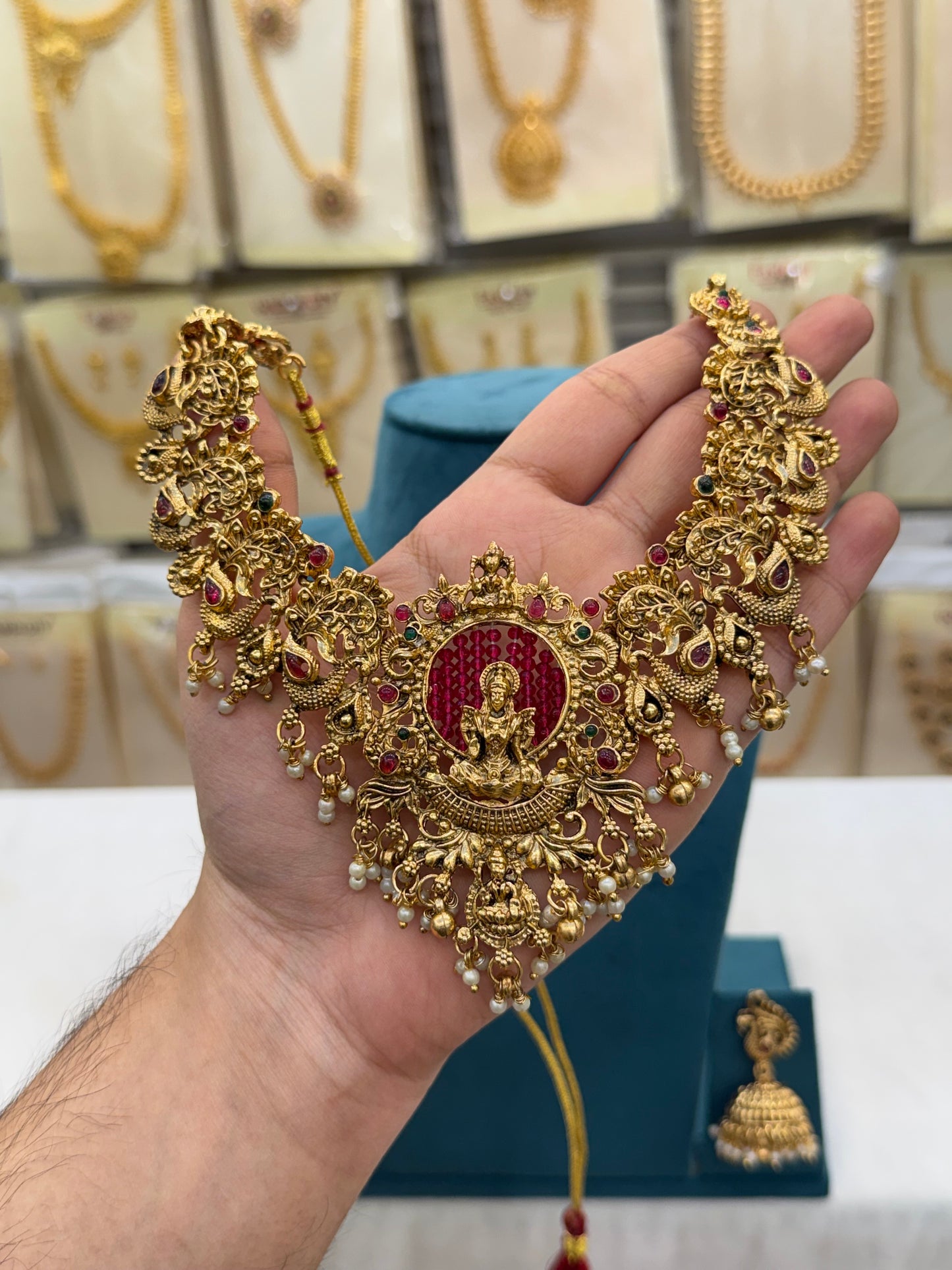 Classic Antique Red Necklace