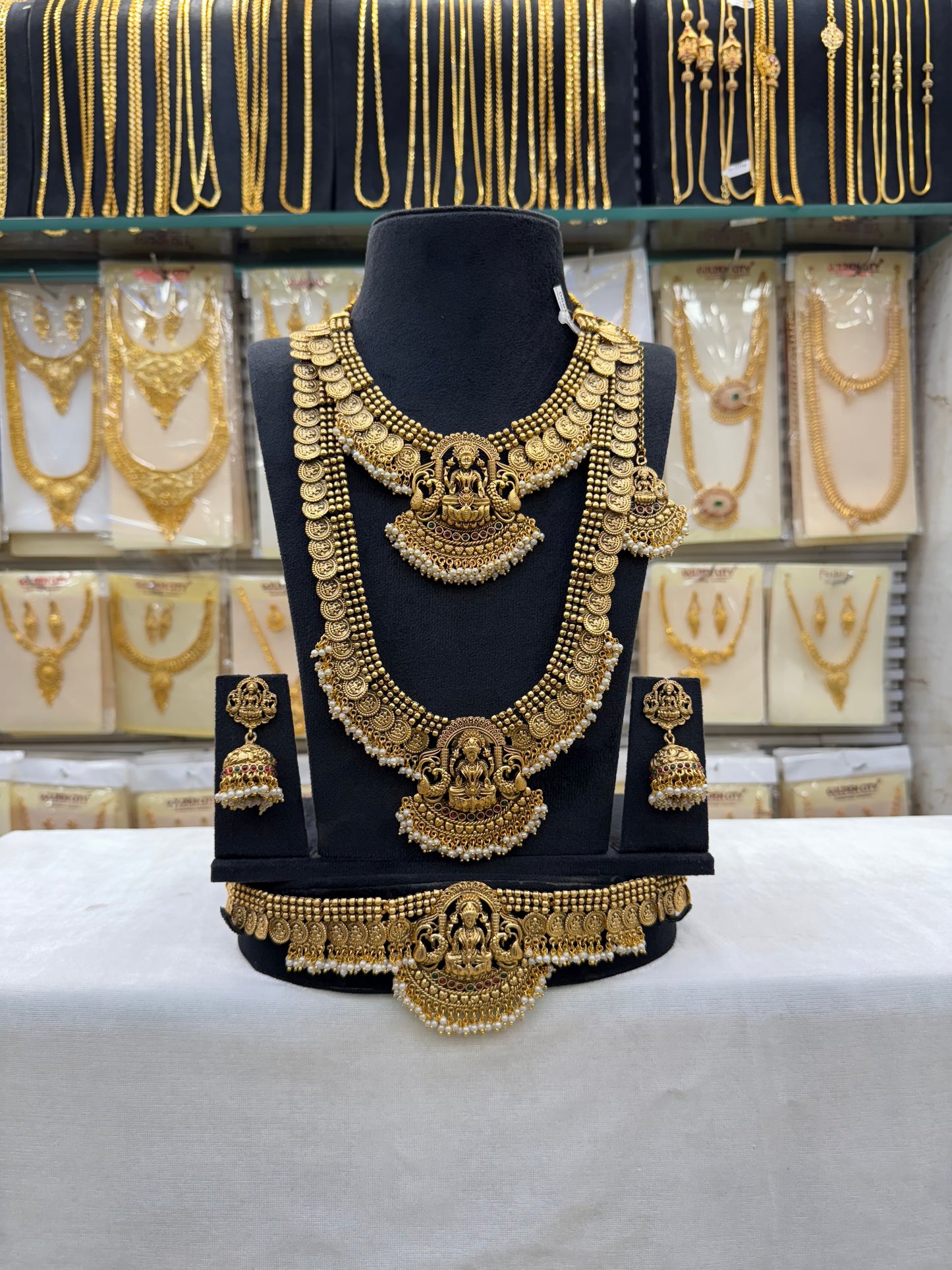 Kasimala Design Bridal Set