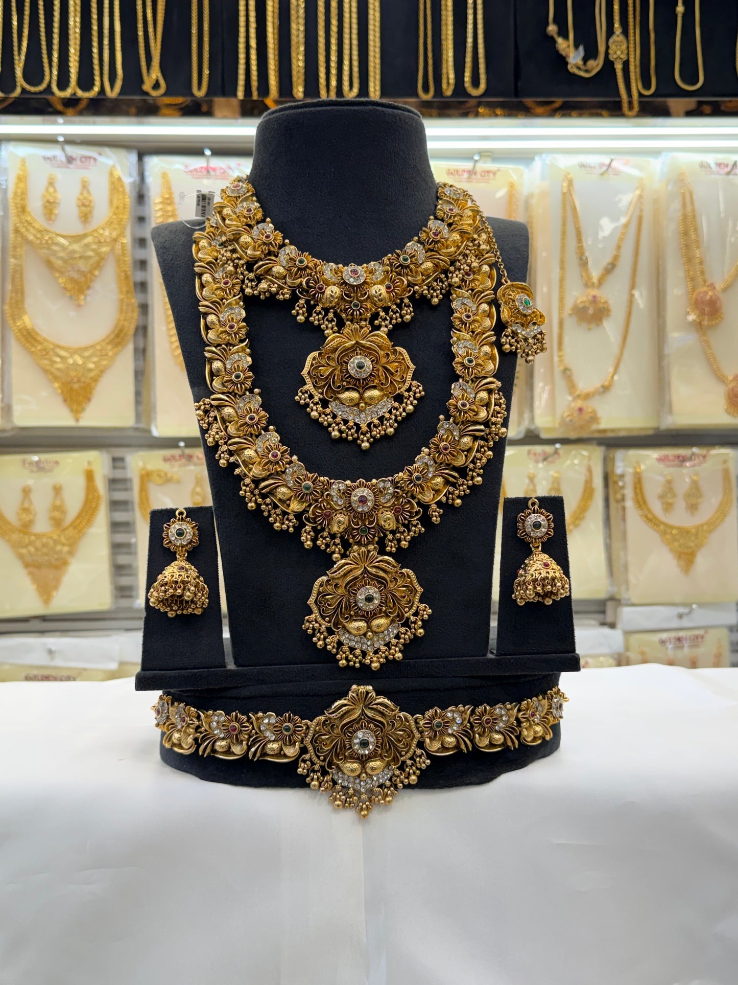 Antique Stone Work Bridal Set