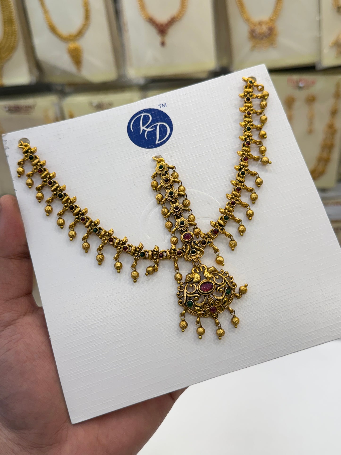 Antique floral Beats Tikka