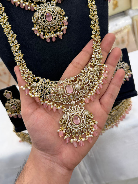 Elegant Victorian Bridal Set - Pink Beats