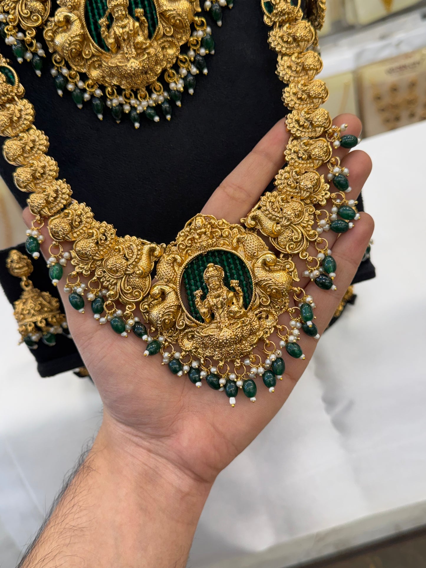 Trending design Green Beat Bridal Set