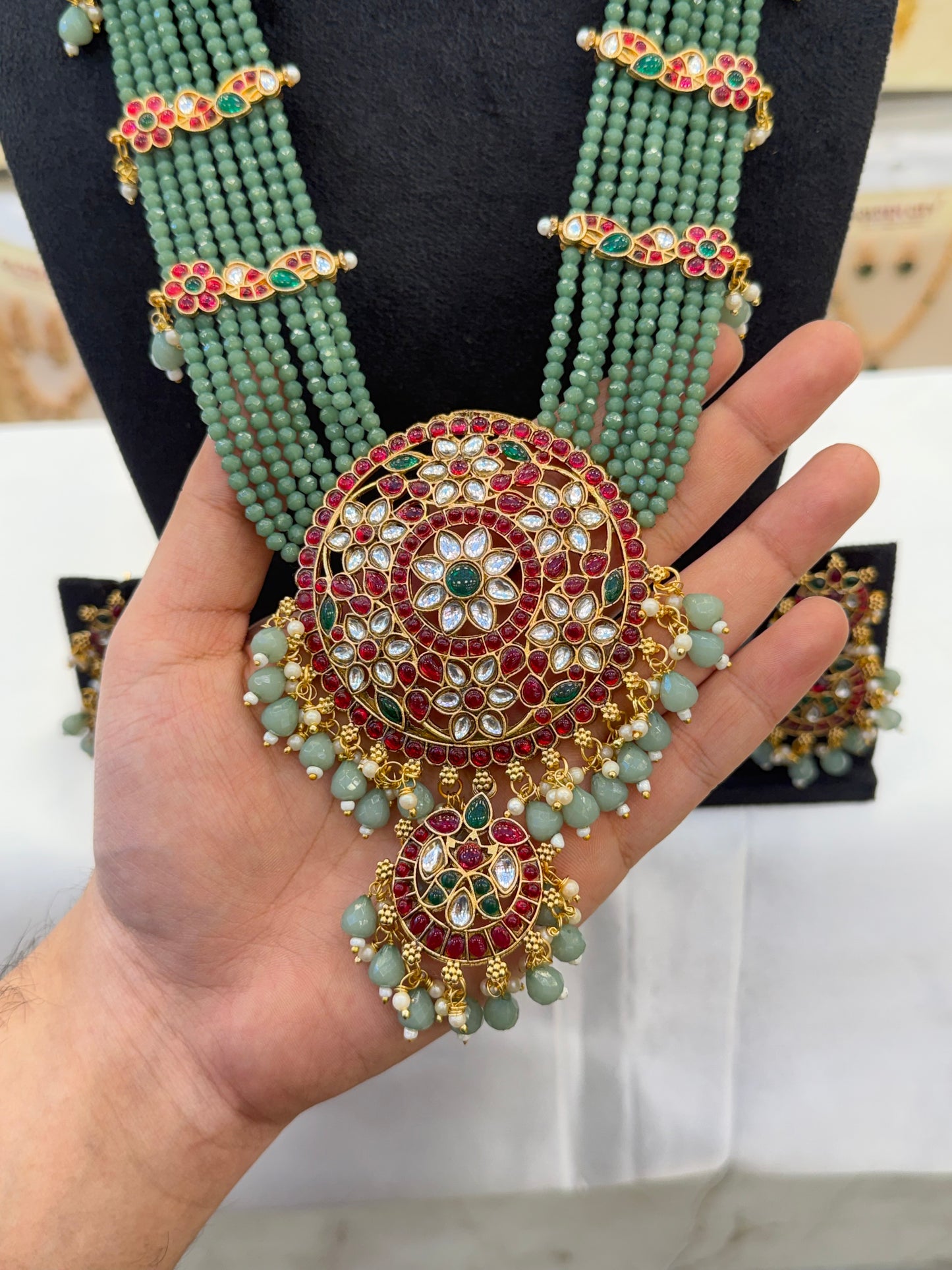 Pastel Green Beats Long Haram
