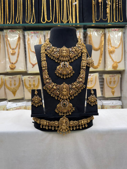 Antique Kundan Designs Bridal Set