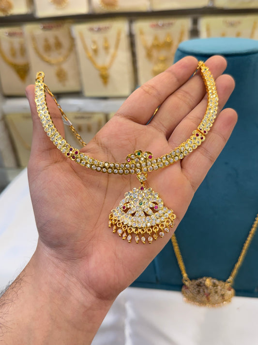 Impoun Necklace