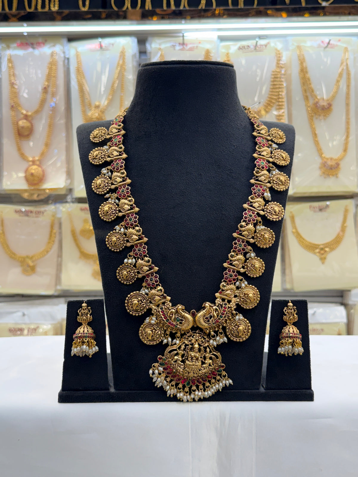 Antique Heritage Elegance Haram
