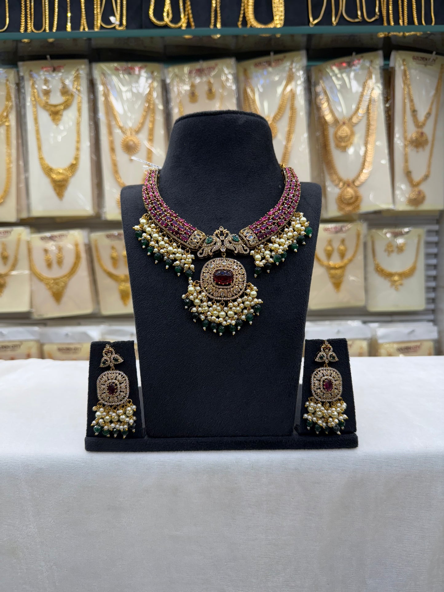 Victorian Green Beats Necklace