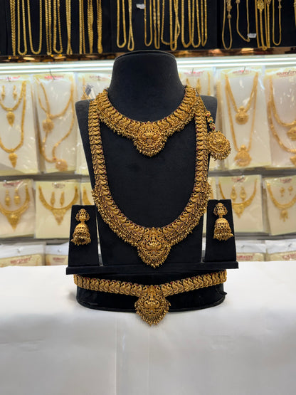 Simple antique bridal set