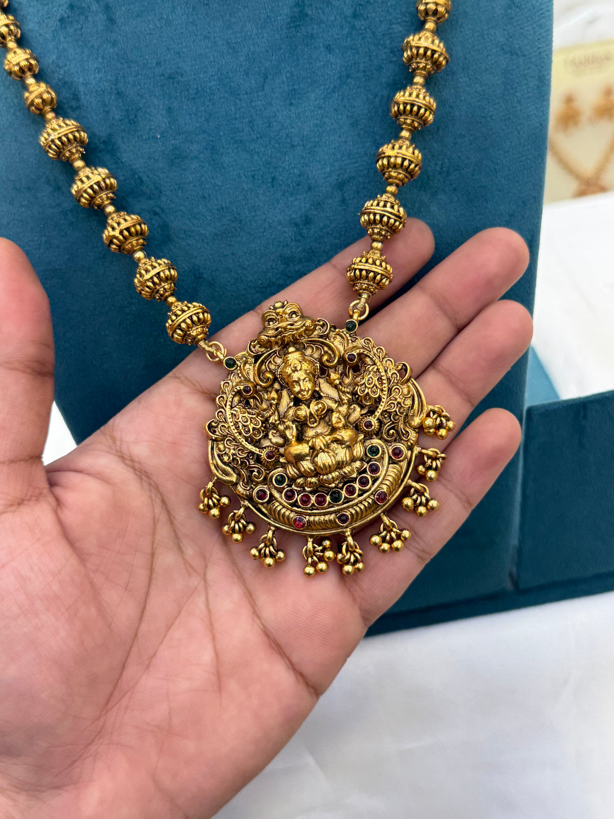 Lakshmi Dollar Chain Beats