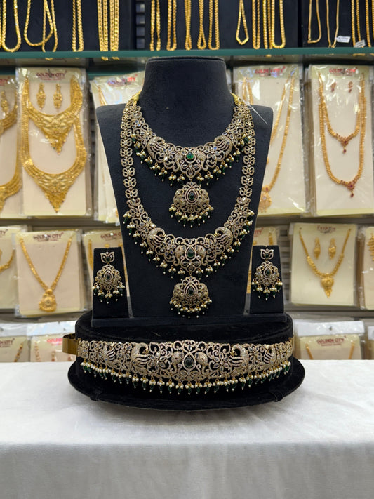 Victorian Bridal Set Dark Green Beats