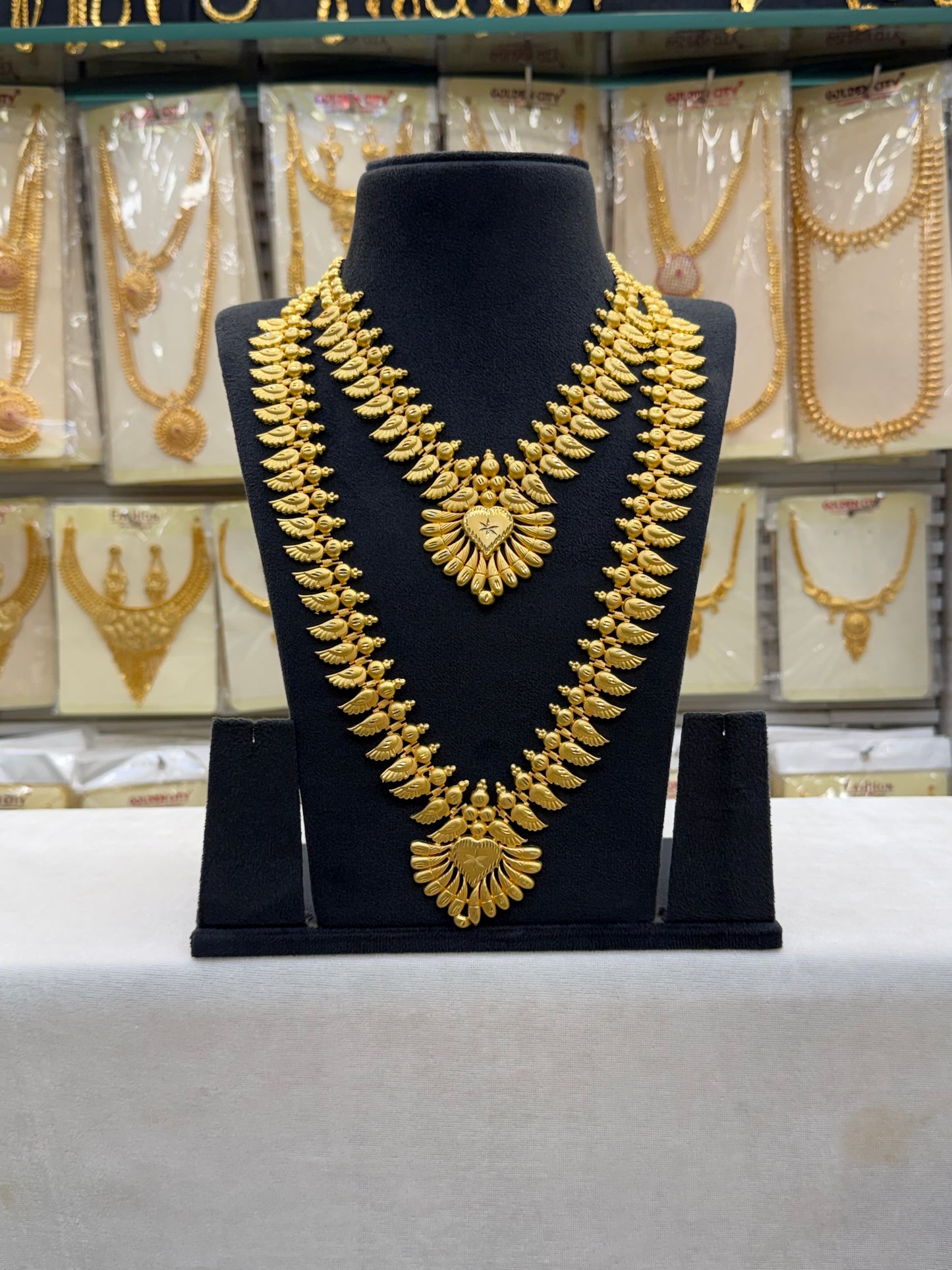 Regal Shine Kerala Set