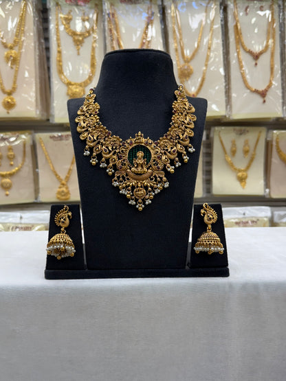 Antique Green Beats Design Necklace