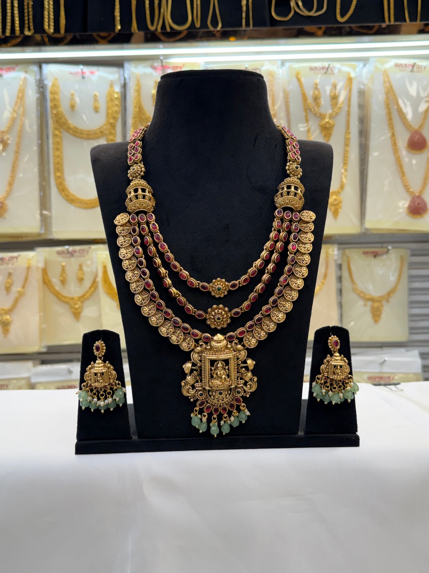 Antique Layered Pastel Green Beats Haram