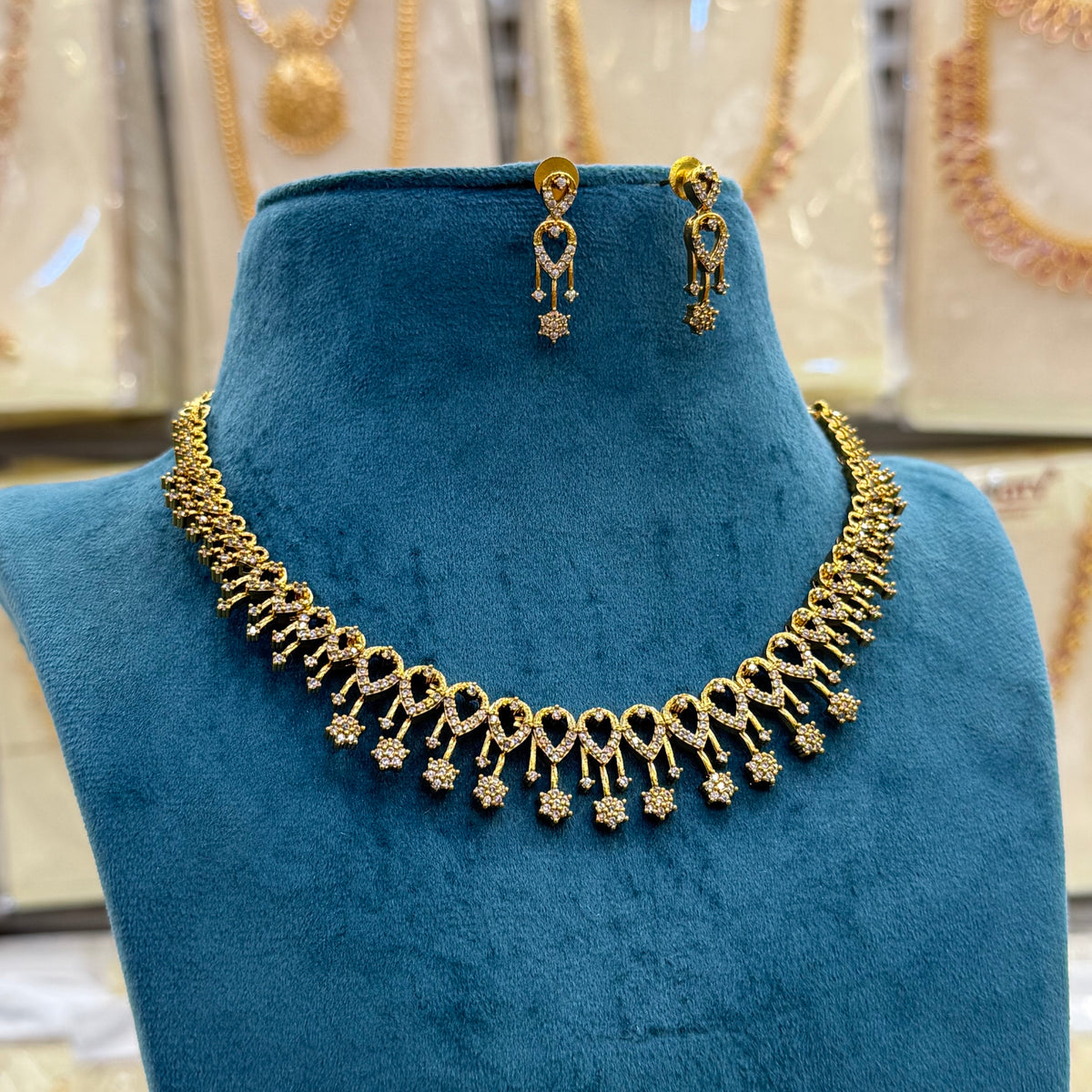 Vamika Antique Diamond Necklace