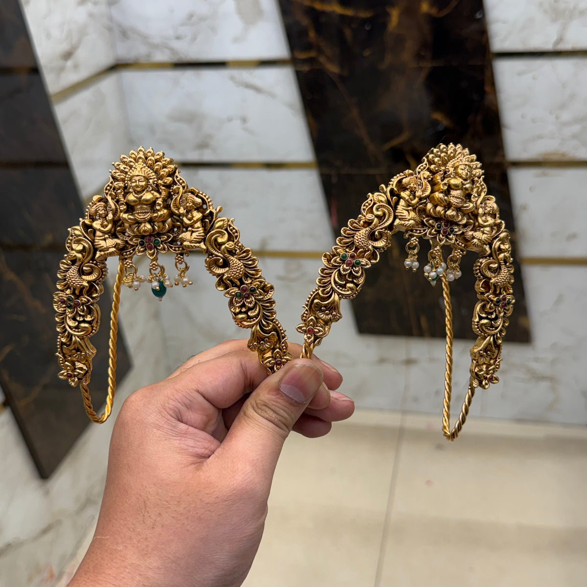 Antique Heavy Venky