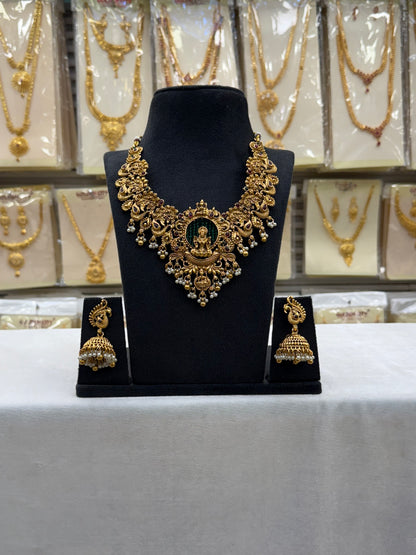 Antique Green Beats Design Necklace