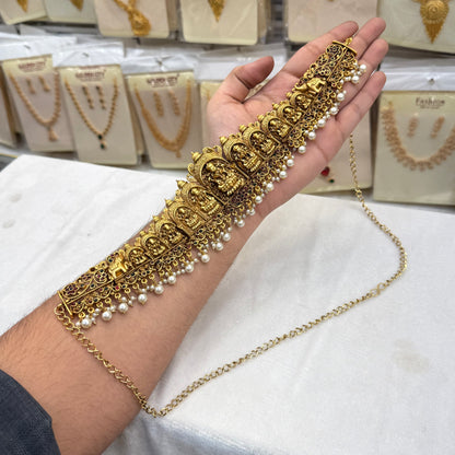 Traditional  Beats Hip Chain