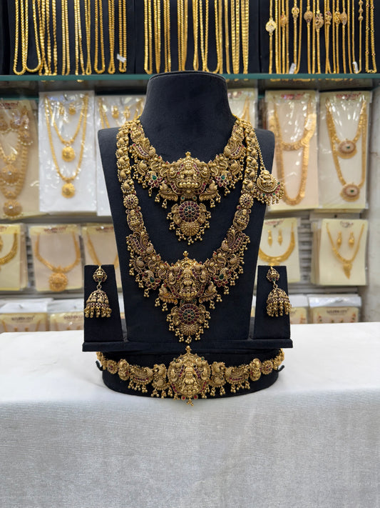 Antique Heavky Bridal Set