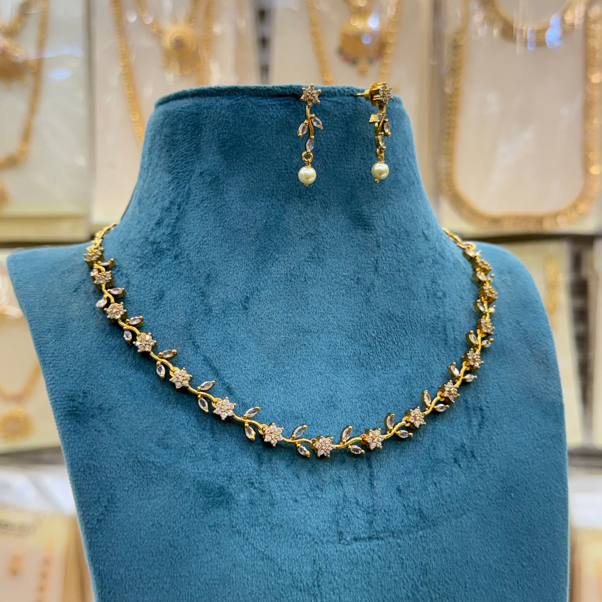 A.D Stone Simple Necklace