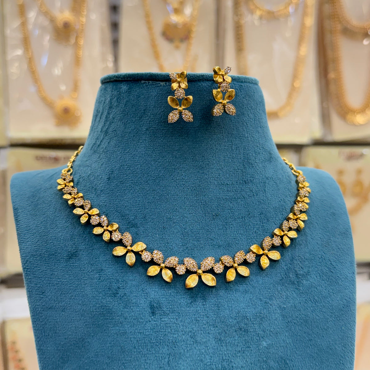 Sparkling Diamond Necklace