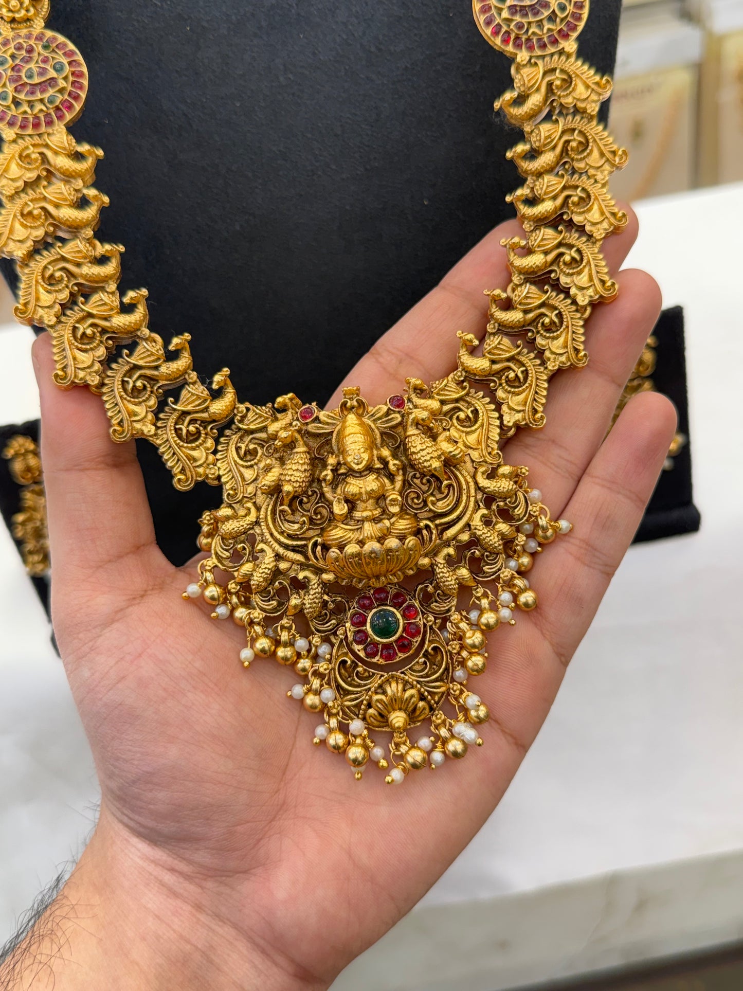Maharani Antique Haram