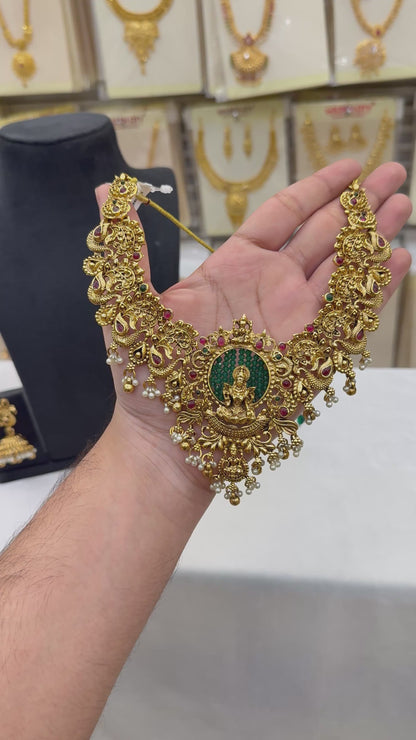 Antique Green Beats Design Necklace